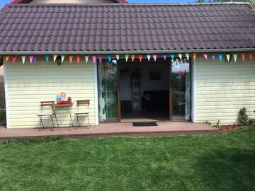 Фото номера Дом с 1 спальней Дома для отпуска Happy Place - Casuta Galbena г. Domneşti 70