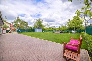 Фото номера Дом с 1 спальней Дома для отпуска Happy Place - Casuta Albastra г. Domneşti 19